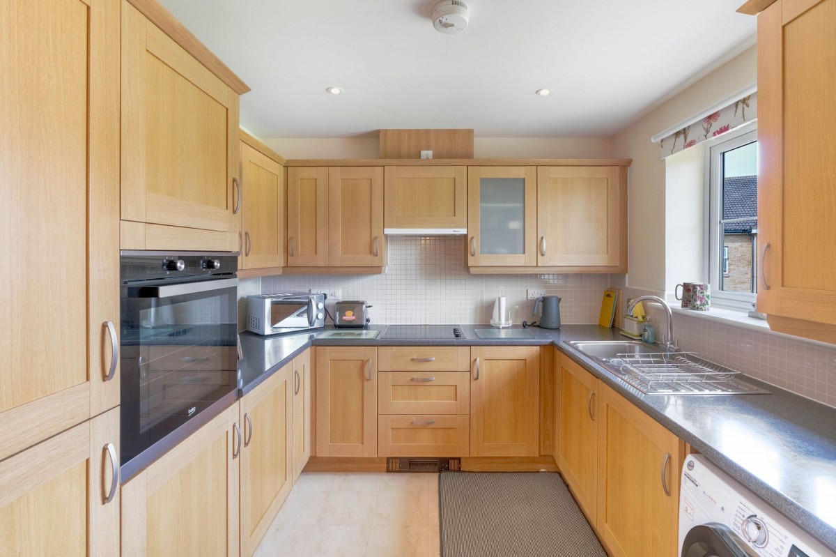 Kay Hitch Way, Histon, CB24