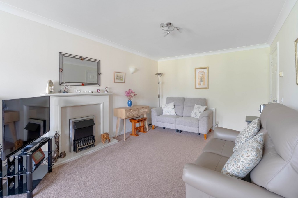 Kay Hitch Way, Histon, CB24