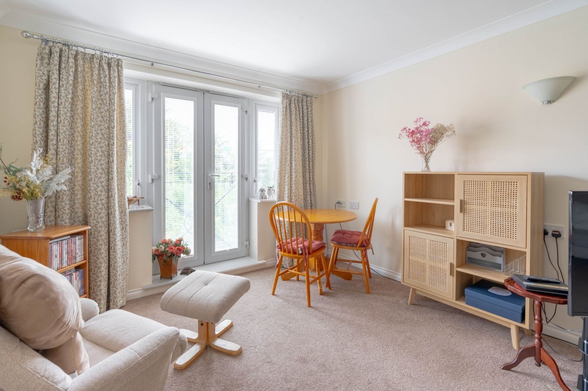 Kay Hitch Way, Histon, CB24