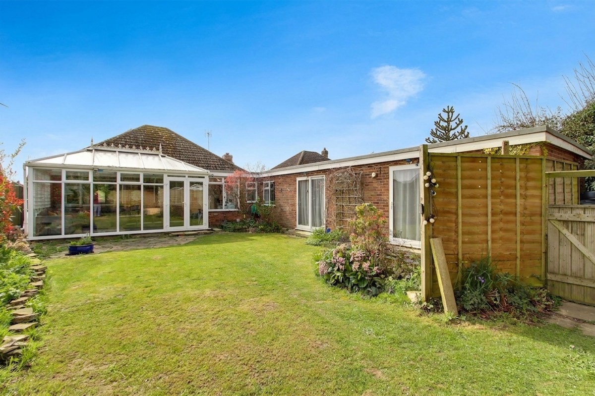 Elmfield Drive, Emneth, PE14