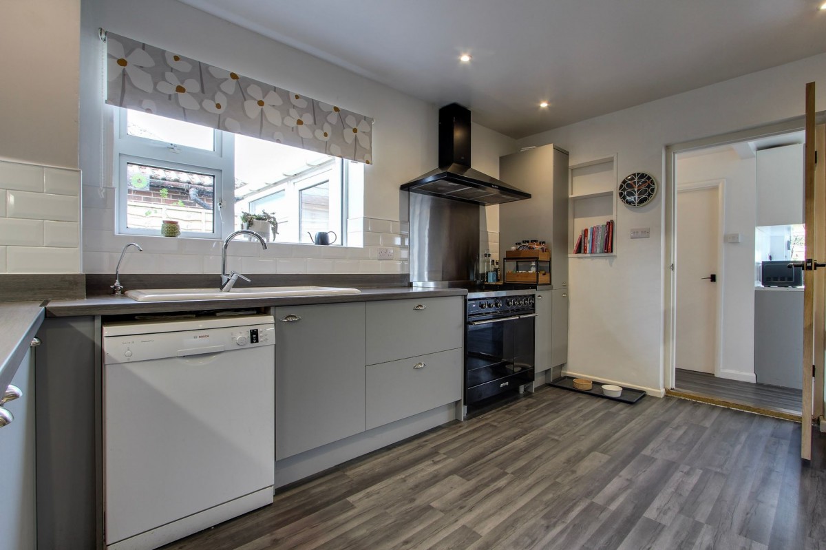 Elmfield Drive, Emneth, PE14