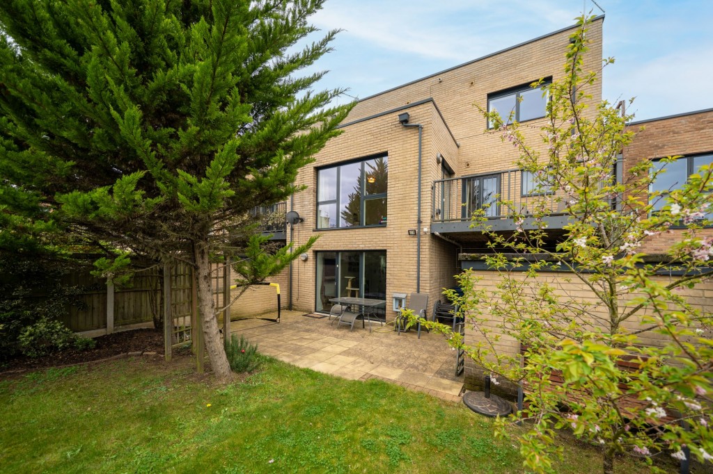 Harvest Road, Trumpington, CB2