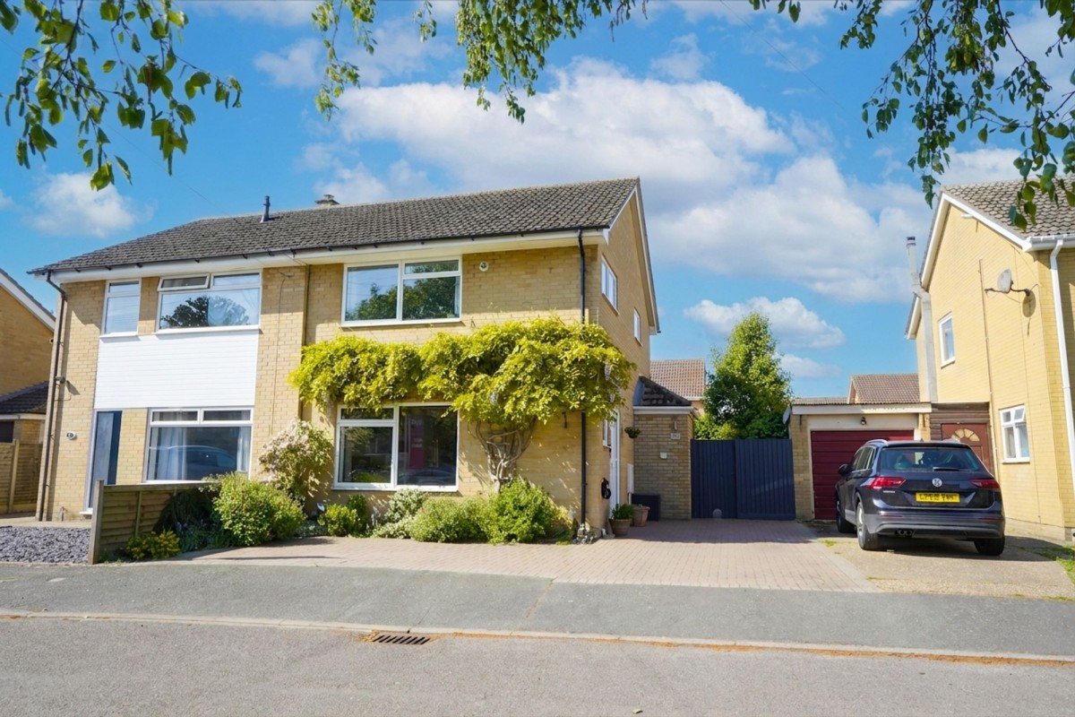 Elm Close, Witchford, CB6