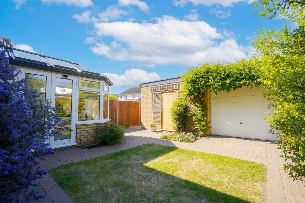 Elm Close, Witchford, CB6