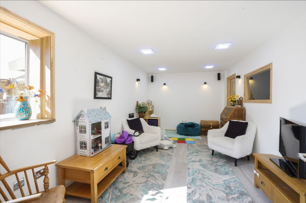 Elm Close, Witchford, CB6