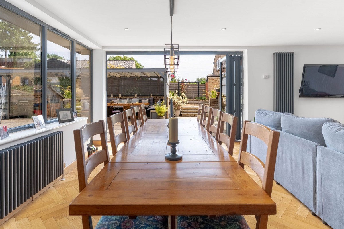 Hillrow, Haddenham, CB6