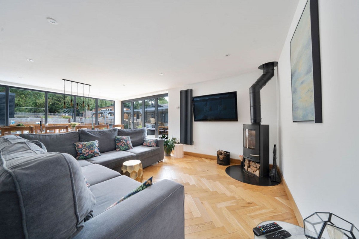 Hillrow, Haddenham, CB6