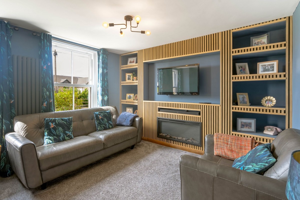 Hillrow, Haddenham, CB6