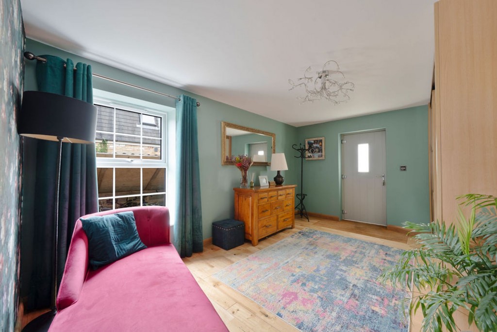 Hillrow, Haddenham, CB6