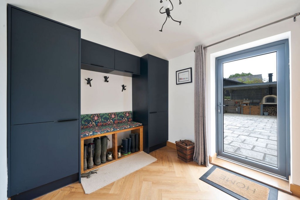 Hillrow, Haddenham, CB6