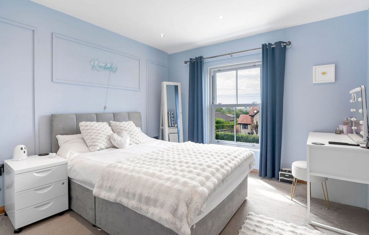 Hillrow, Haddenham, CB6