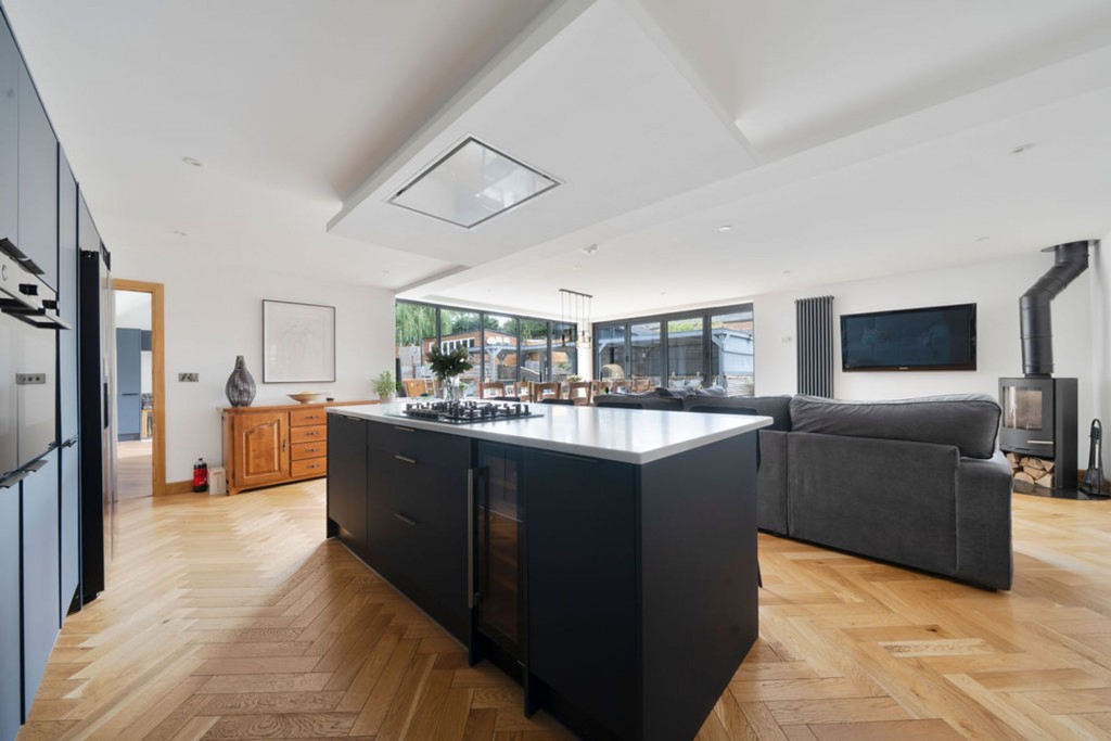 Hillrow, Haddenham, CB6