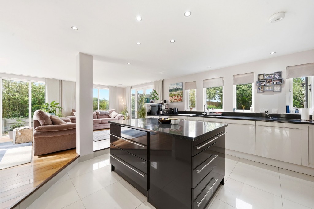 Main Street, Witchford, CB6