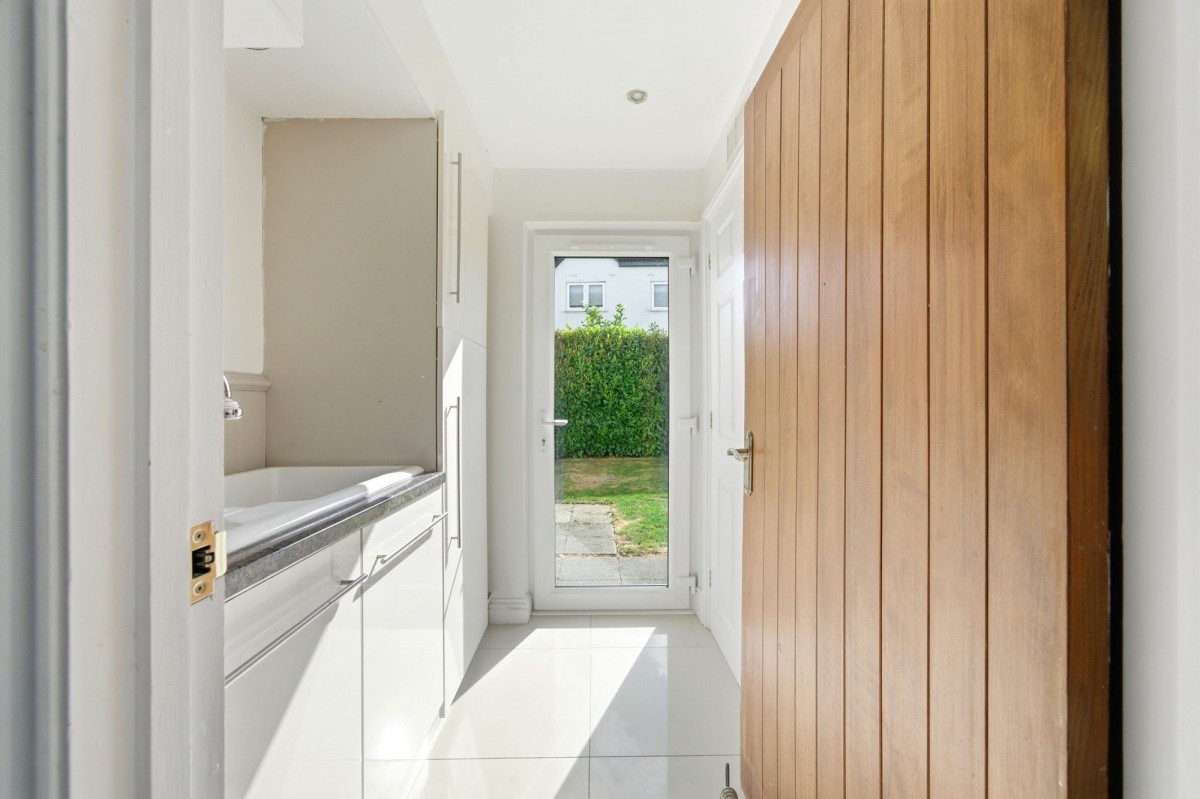 Main Street, Witchford, CB6