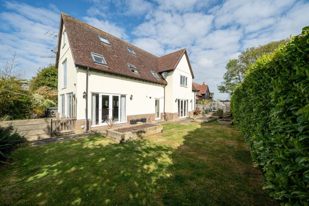 Main Street, Witchford, CB6