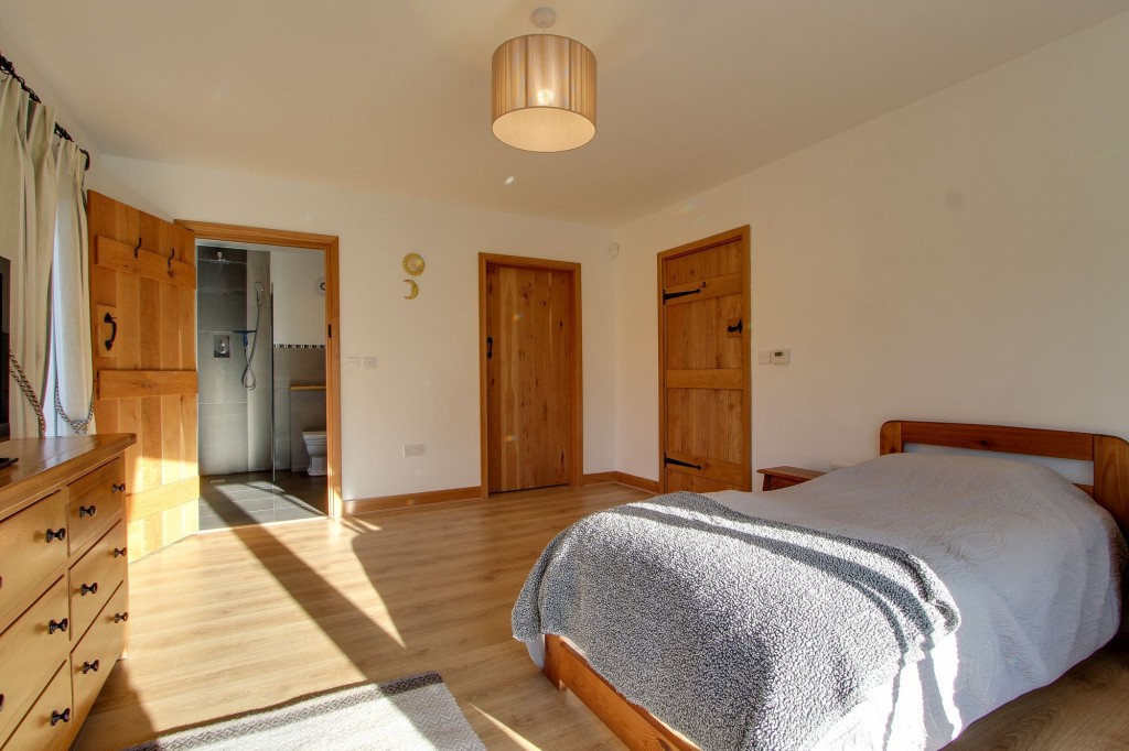 179 Fridaybridge Road, Elm, PE14