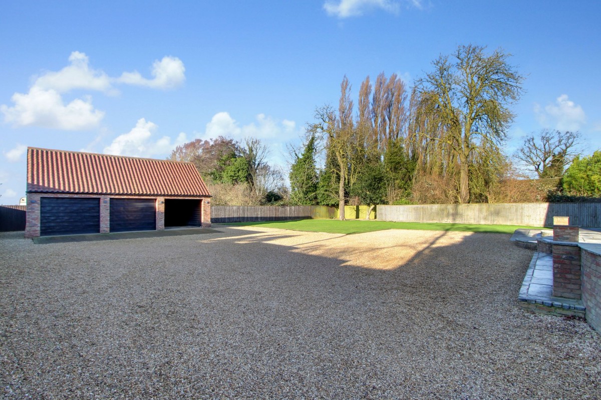 179 Fridaybridge Road, Elm, PE14