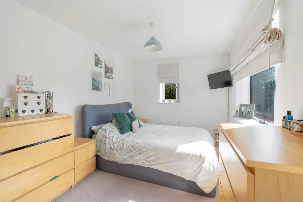 Larkfield, Great Abington, CB21