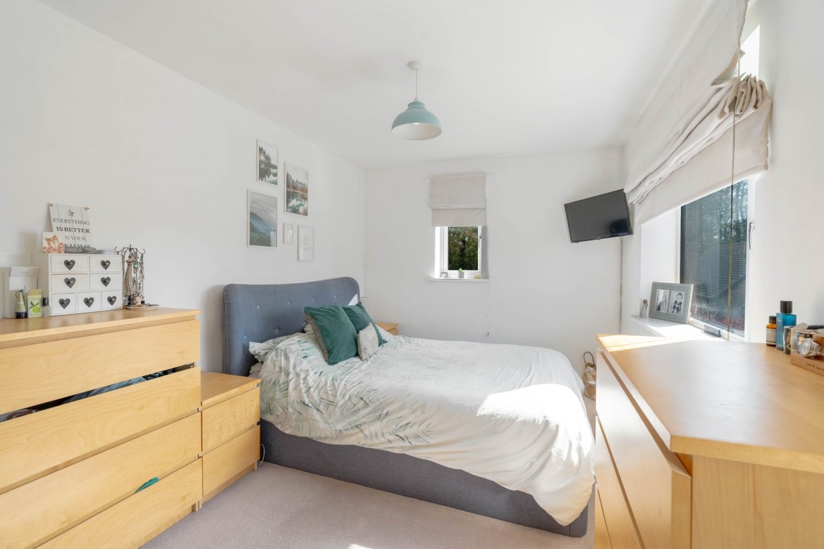 Larkfield, Great Abington, CB21
