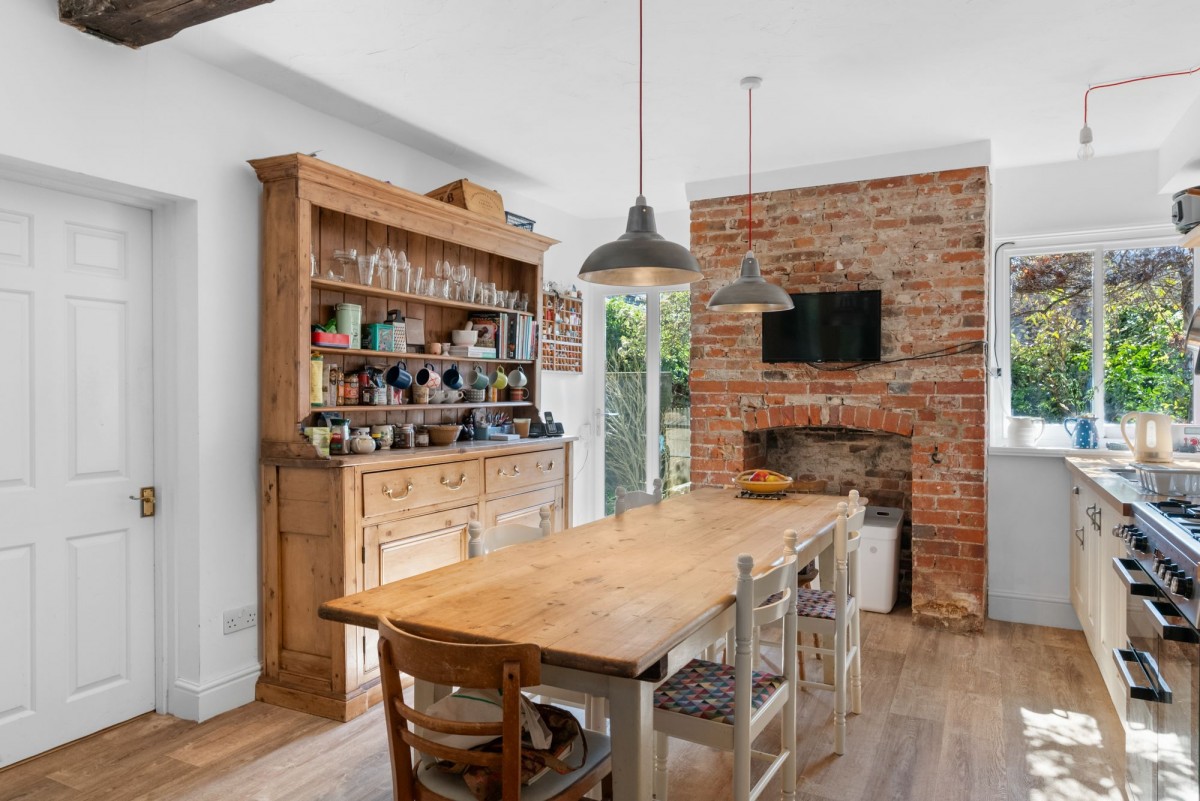 Holttums Yard, Linton, CB21