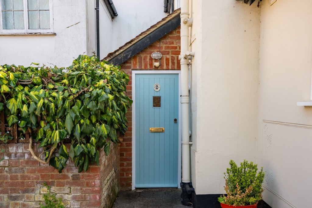 Holttums Yard, Linton, CB21