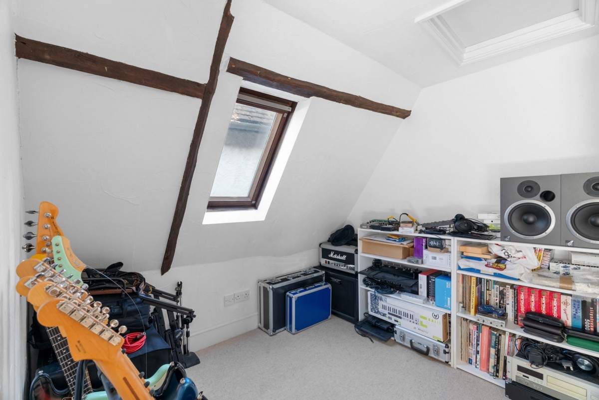 Holttums Yard, Linton, CB21