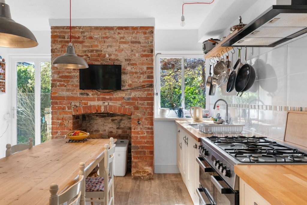 Holttums Yard, Linton, CB21