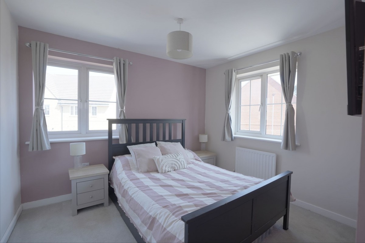 Dandelion Crescent, Red Lodge, IP28