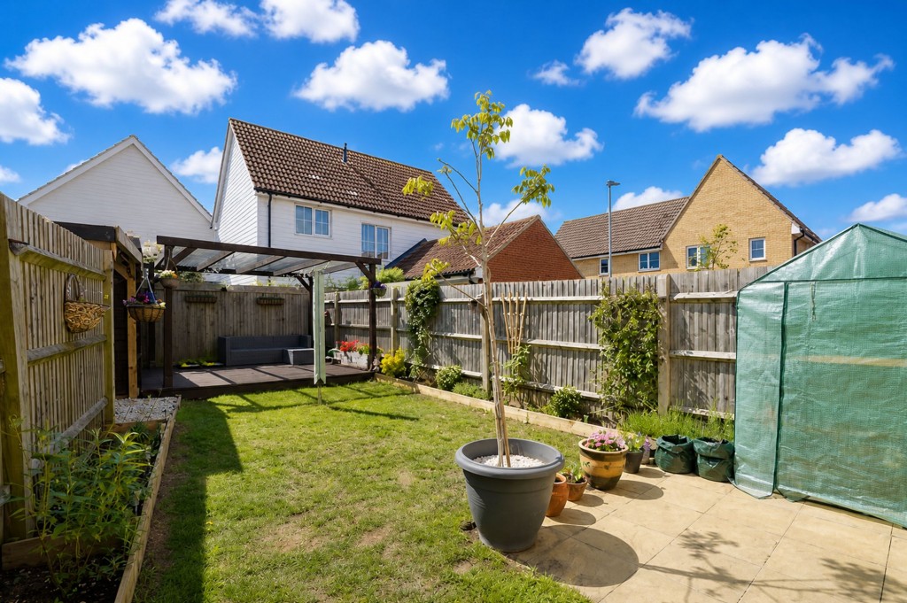Dandelion Crescent, Red Lodge, IP28