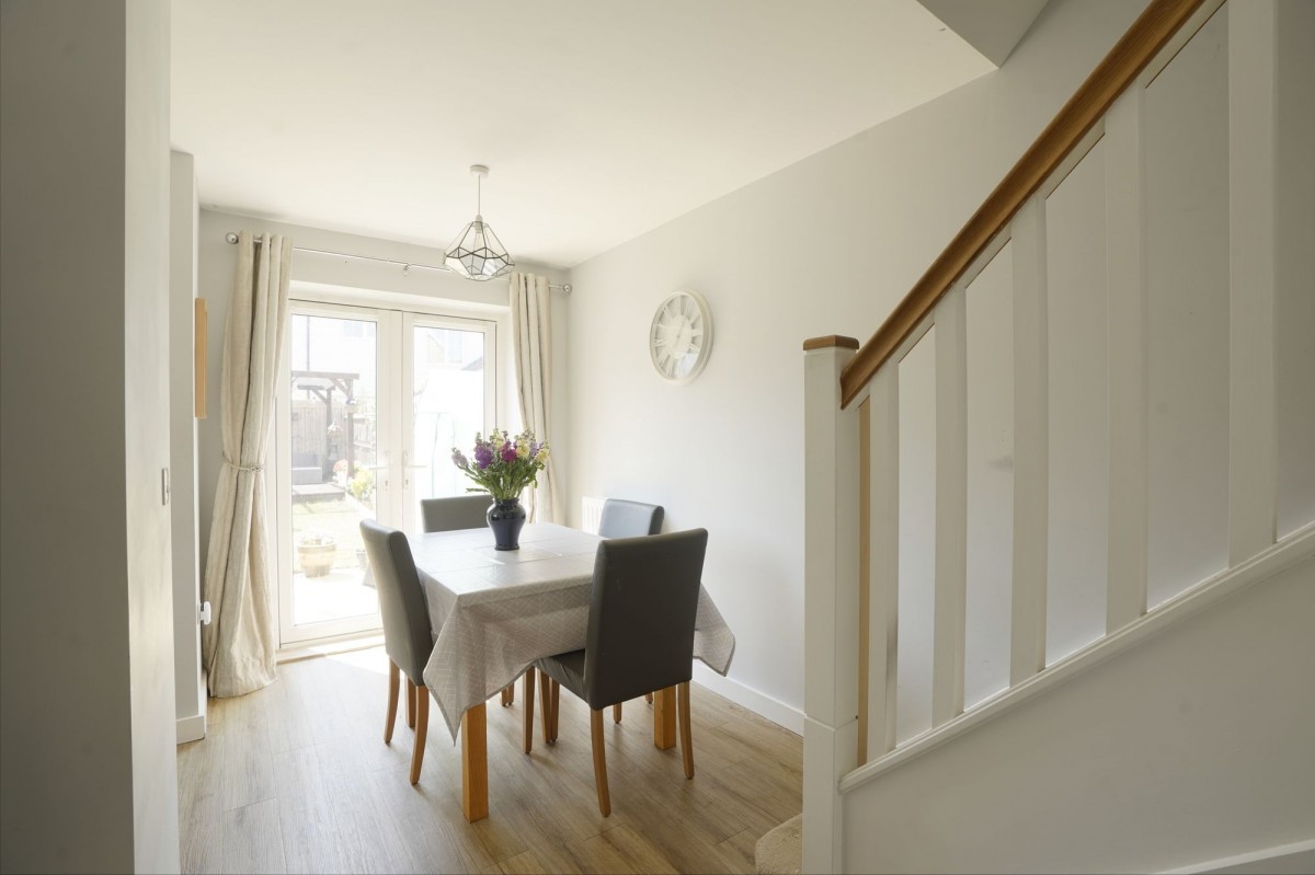 Dandelion Crescent, Red Lodge, IP28