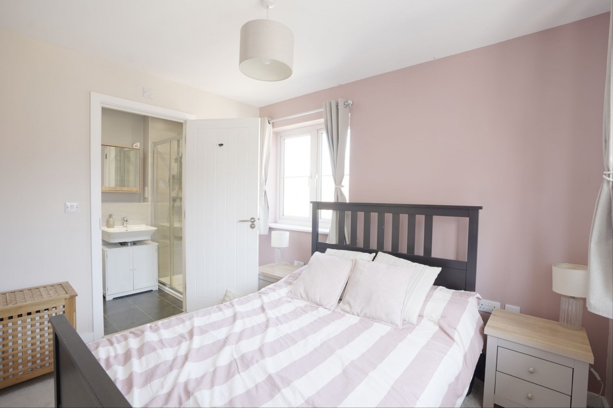 Dandelion Crescent, Red Lodge, IP28