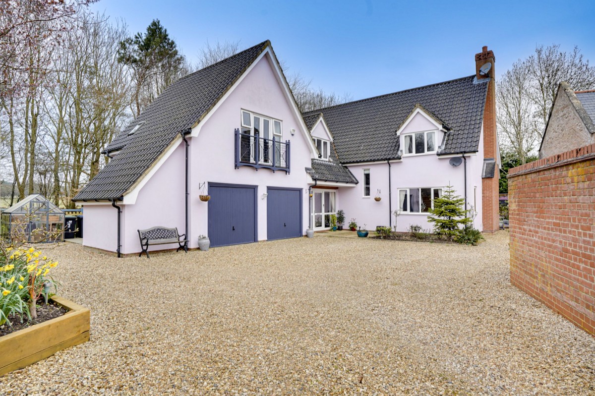 Kings Mead, Cheveley, CB8