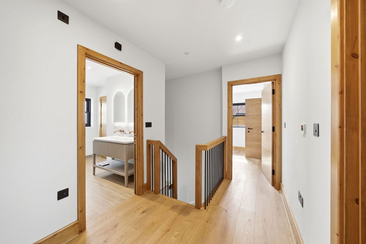 Thodays Crescent, Station Road, CB24