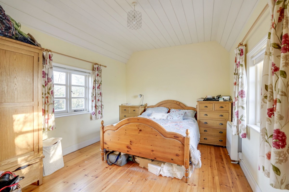 London Road, Six Mile Bottom, CB8