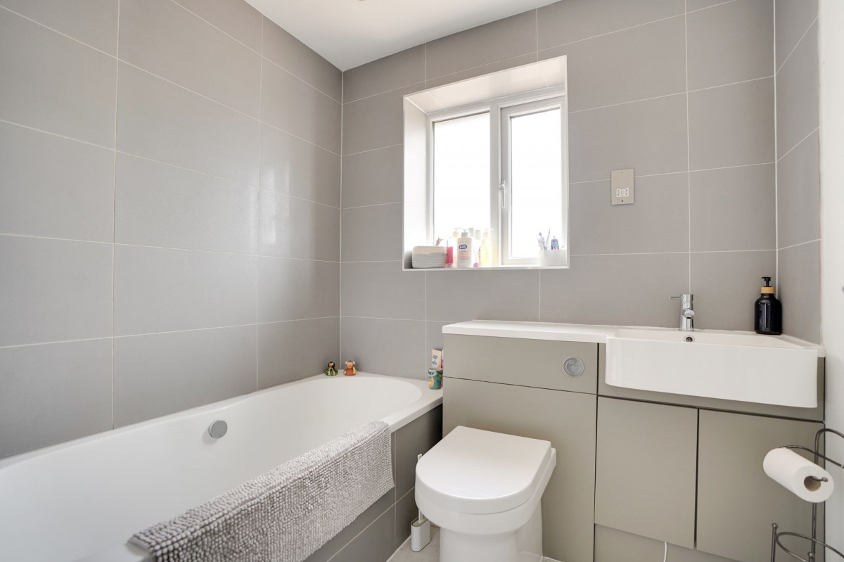 Park Road, Cheveley, CB8