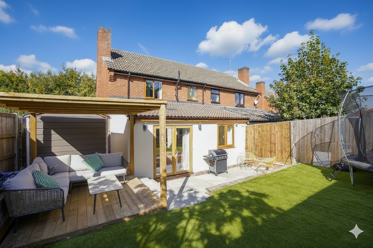 Park Road, Cheveley, CB8