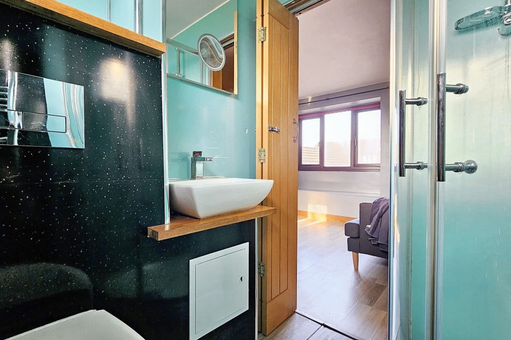 Weston Way, Newmarket, CB8