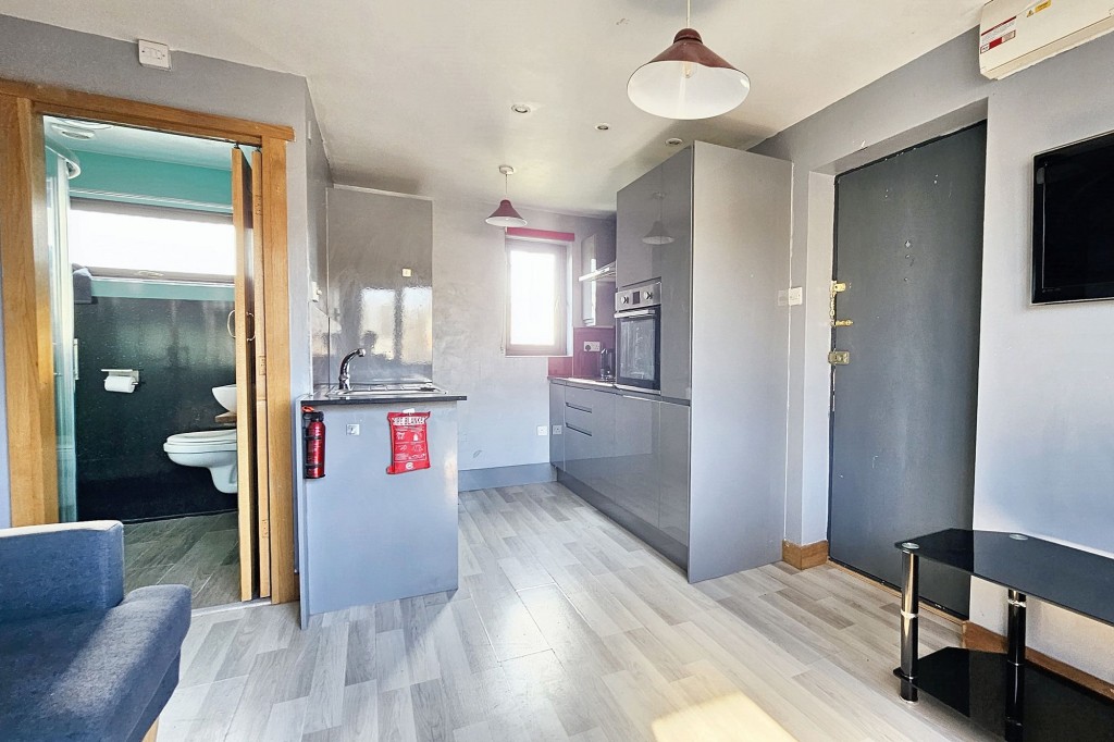 Weston Way, Newmarket, CB8