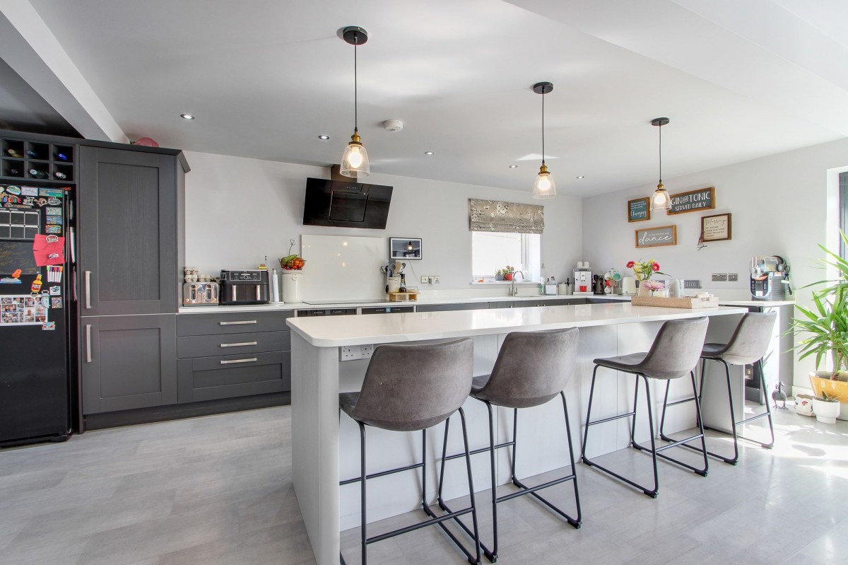 High Road, Wisbech St. Mary, PE13