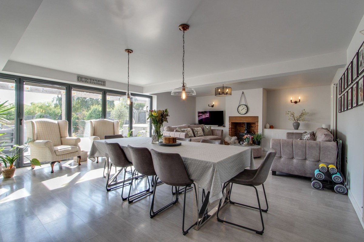 High Road, Wisbech St. Mary, PE13