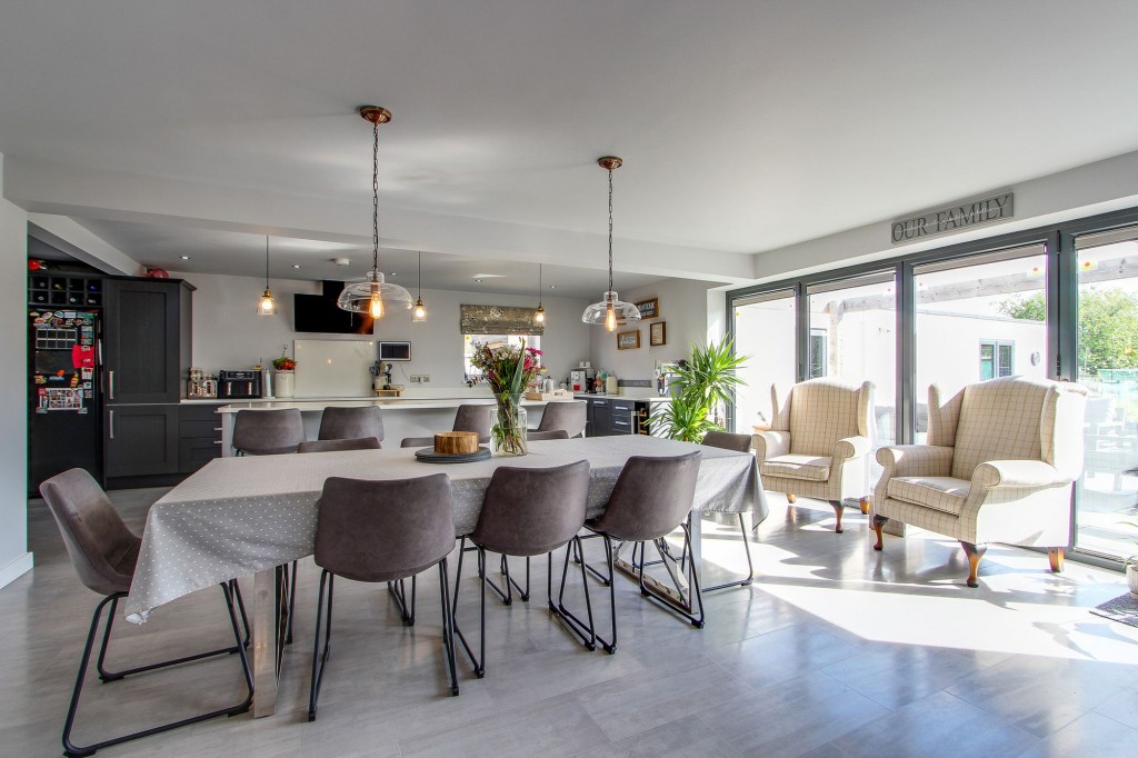 High Road, Wisbech St. Mary, PE13