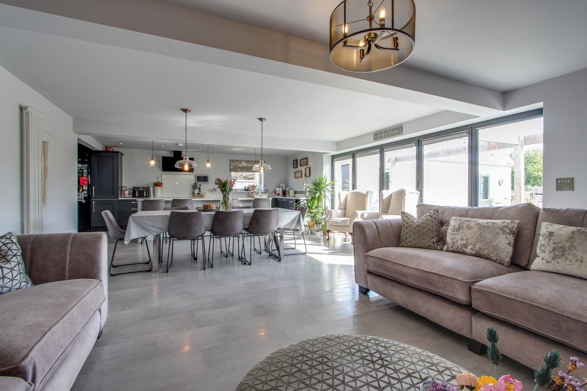 High Road, Wisbech St. Mary, PE13