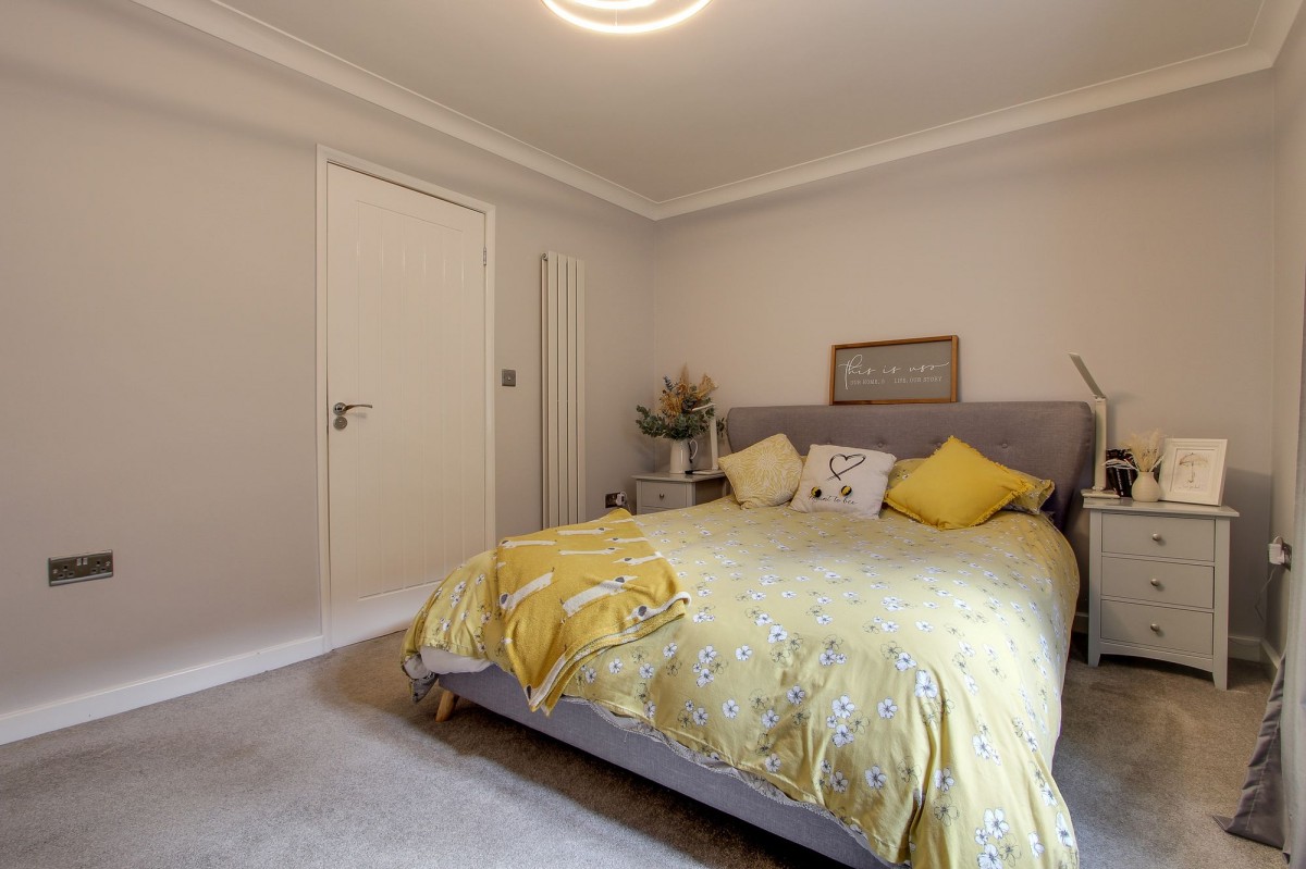 High Road, Wisbech St. Mary, PE13