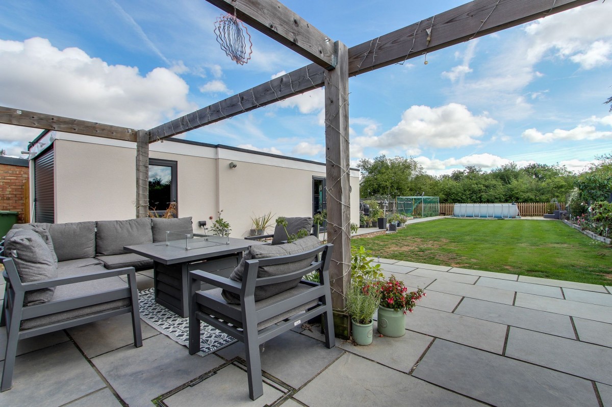 High Road, Wisbech St. Mary, PE13