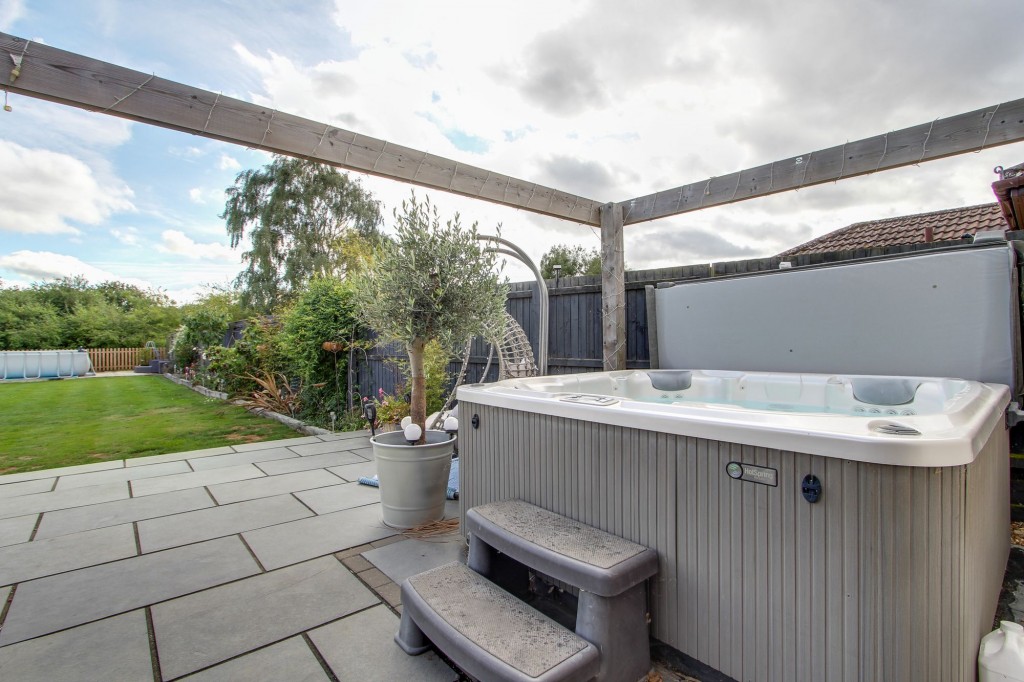 High Road, Wisbech St. Mary, PE13