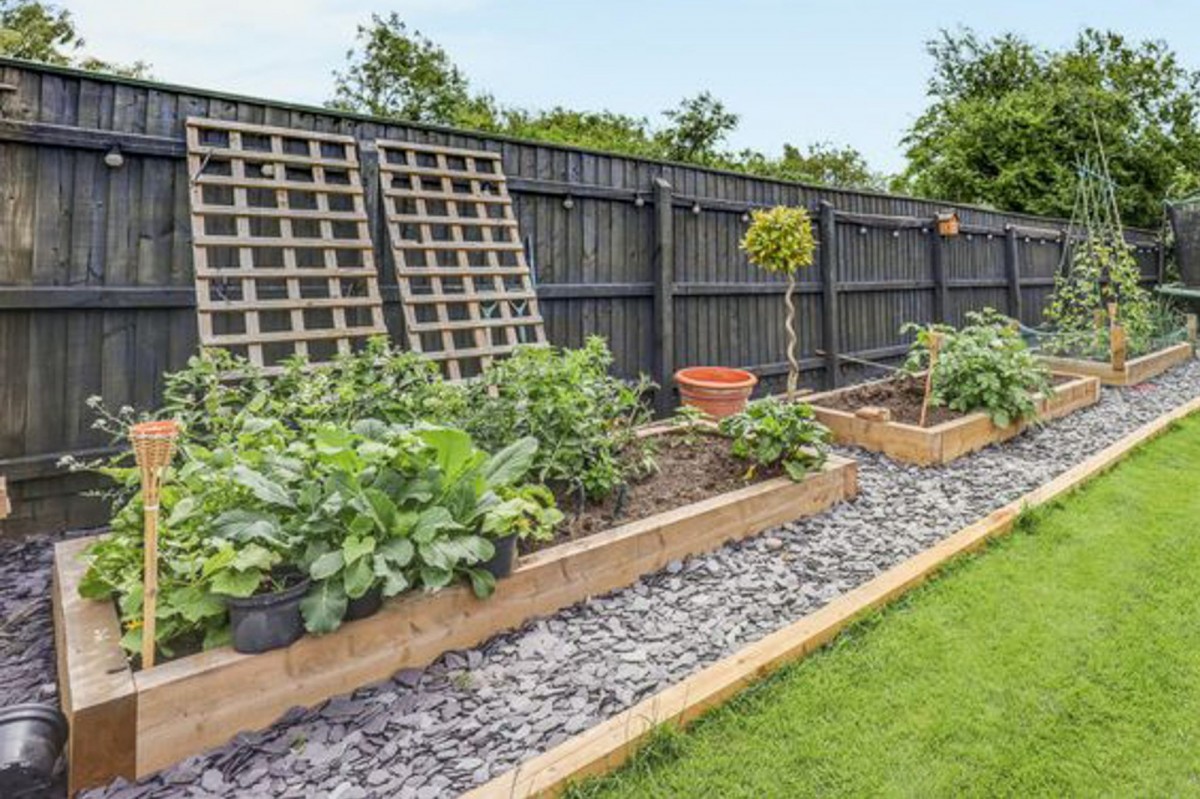 High Road, Wisbech St. Mary, PE13