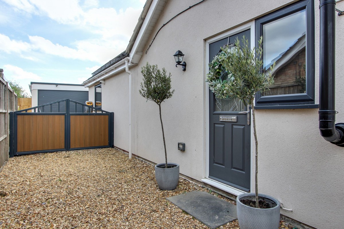 High Road, Wisbech St. Mary, PE13