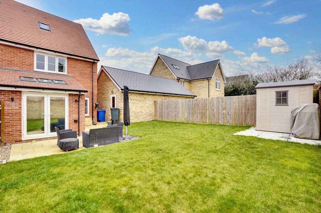 Chaloner Way, Newmarket, CB8