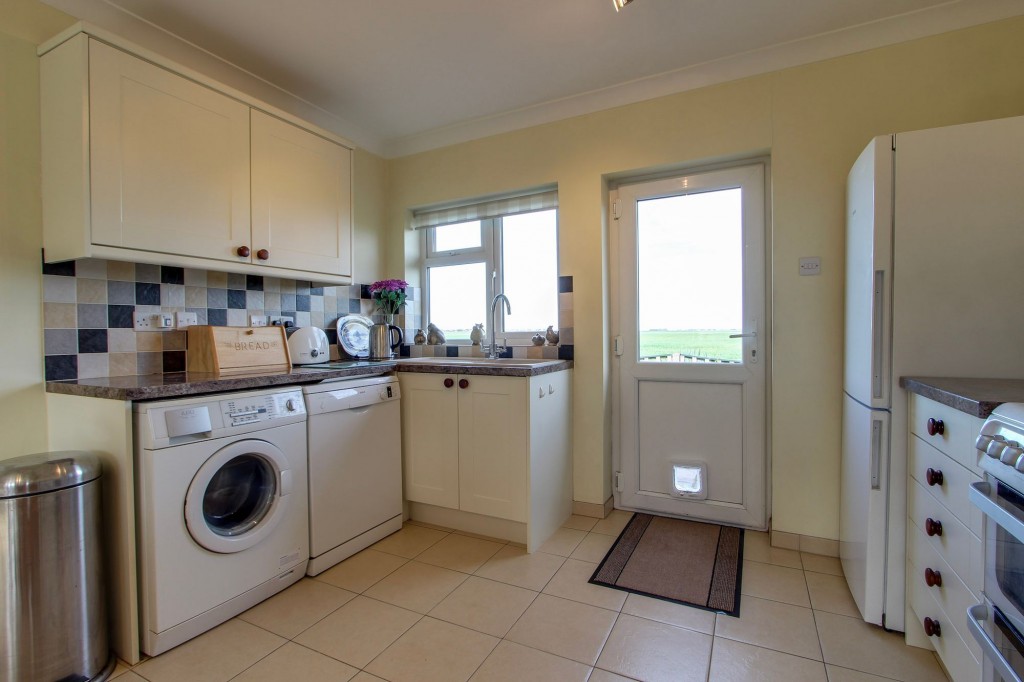 South-Eau Bank, Throckenholt, PE12