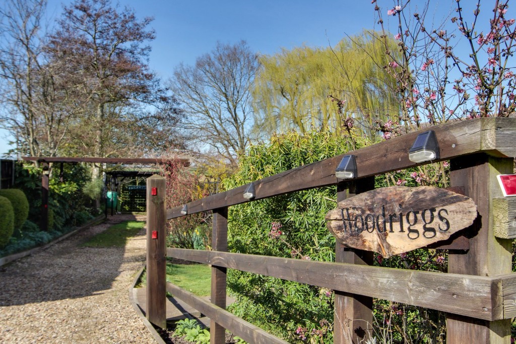 South-Eau Bank, Throckenholt, PE12